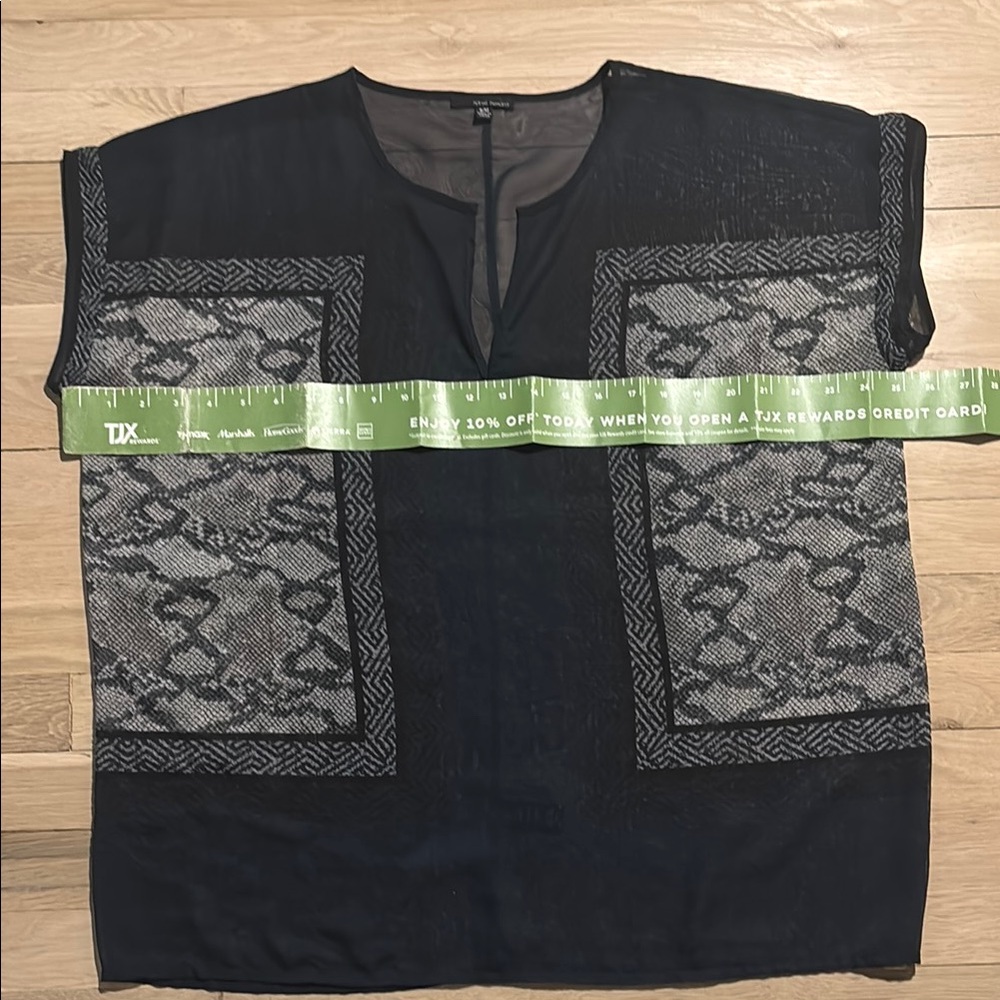 Summer Top / flowy to wear w a tank underneath